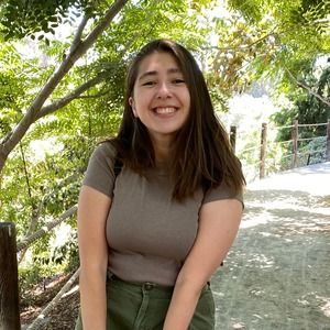 Meet your Posher, Maya